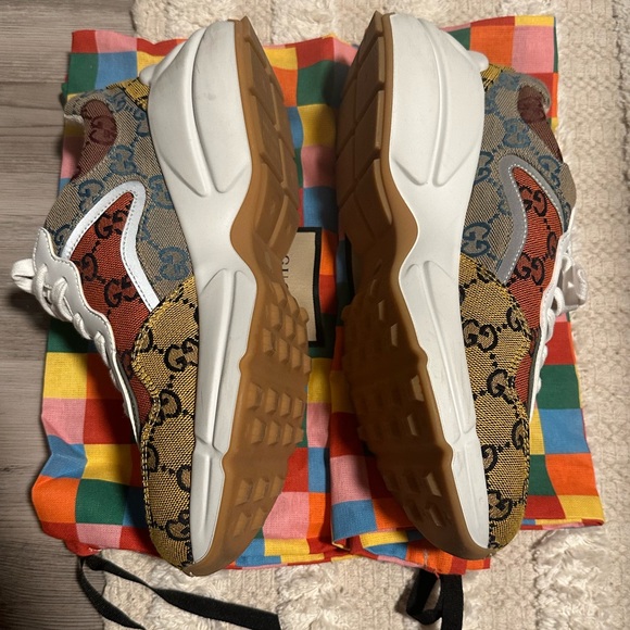 Authentic women’s Gucci sneakers. - Picture 3 of 7